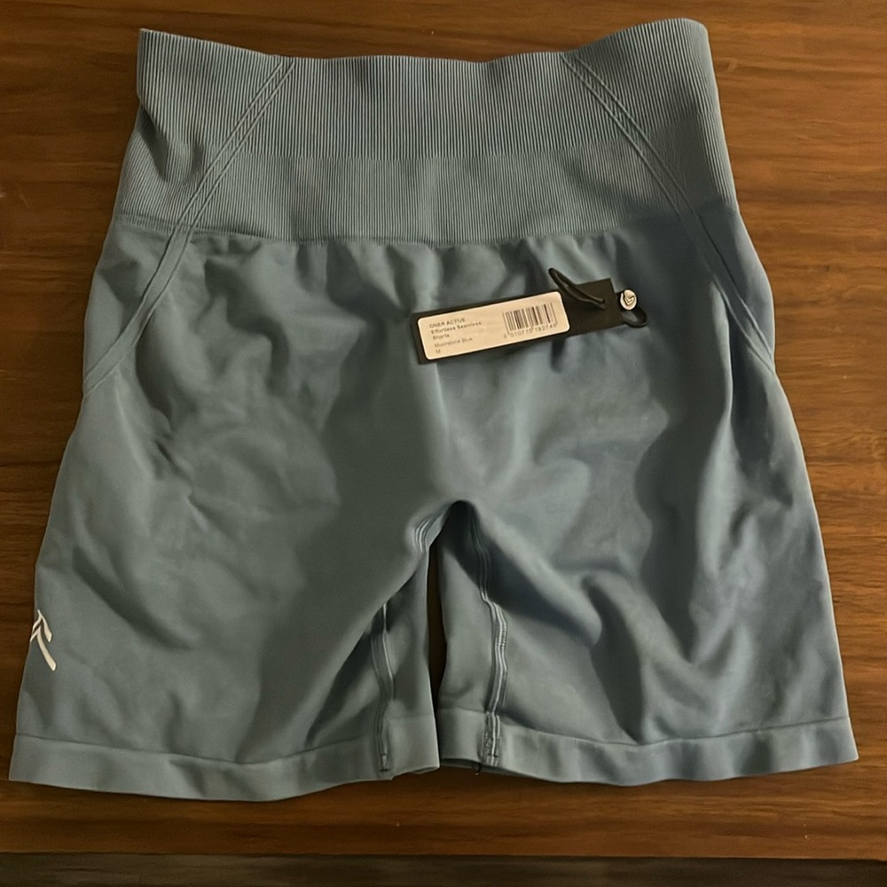 Brand new with tags oner active moonstone blue effortless seamless shorts medium